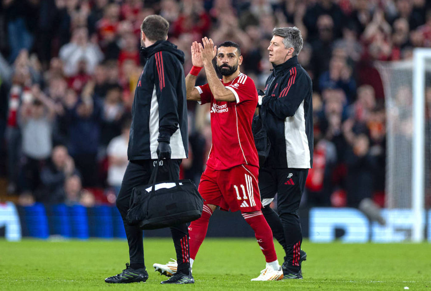 Bild till nyheten Klev av med skadekänning efter 50:e CL-målet